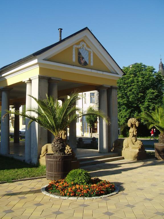 Dr. Adler Spa & Kurhotel Frantiskovy Lazne Exterior photo