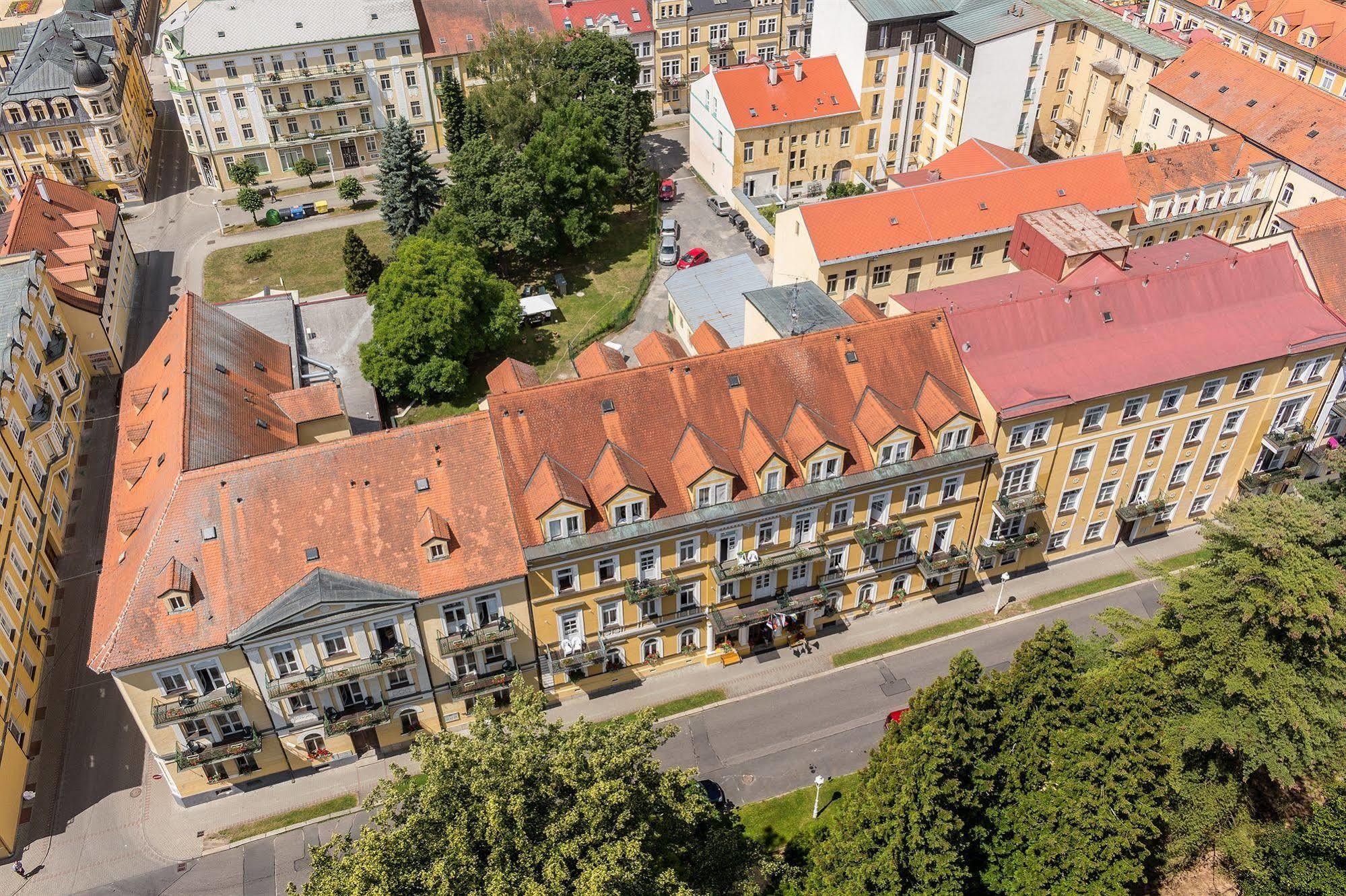 Dr. Adler Spa & Kurhotel Frantiskovy Lazne Exterior photo